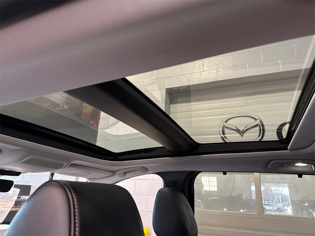 Certified 2024 MAZDA CX-90 Plug-In Hybrid w/ Premium Pkg image 10