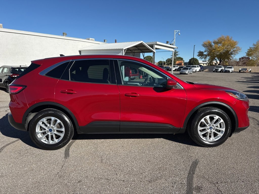 Used 2020 Ford Escape SE image 8