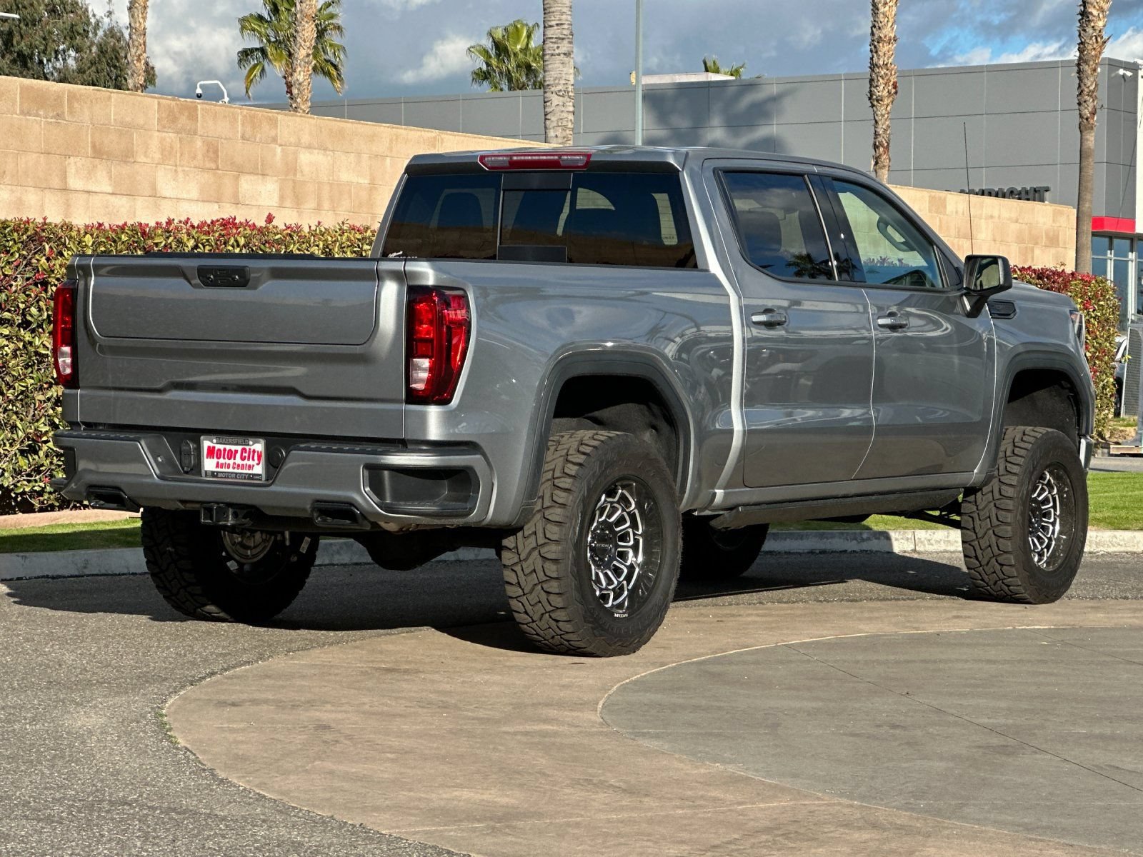 New 2025 GMC Sierra 1500 Elevation w/ Preferred Package AWD/4WD video 4