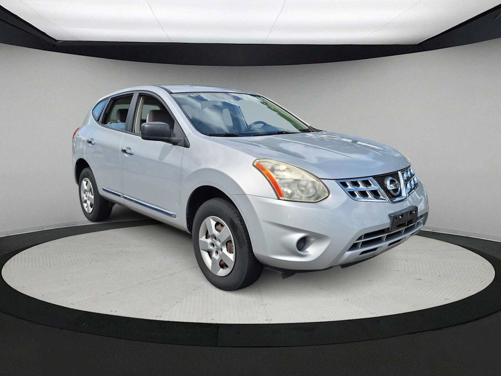 Used 2013 Nissan Rogue S AWD/4WD image 2