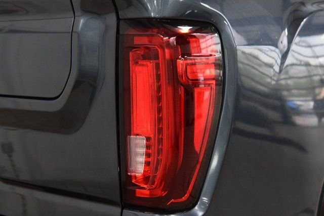 Used 2020 GMC Sierra 2500 AT4 w/ Technology Package image 18
