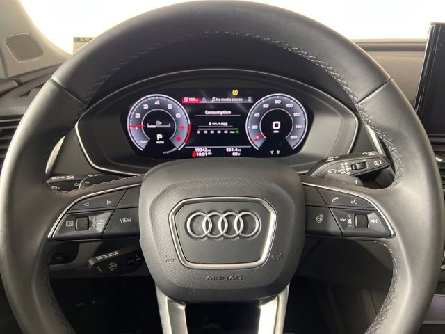Used 2023 Audi Q5 2.0T Premium Plus w/ Premium Plus Package AWD/4WD image 24
