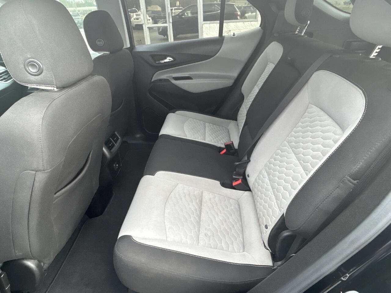 Used 2020 Chevrolet Equinox LT FWD image 11