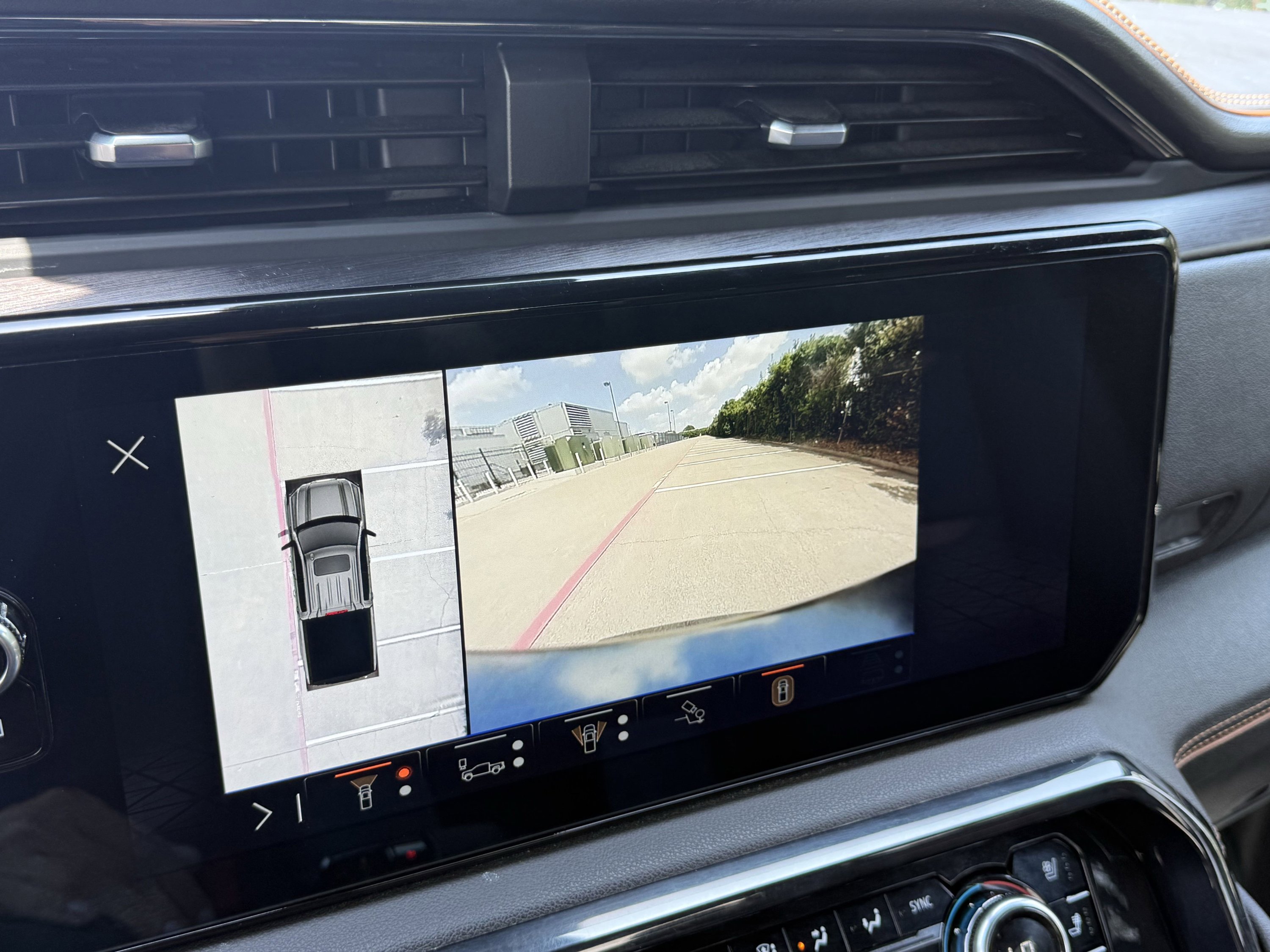 Used 2024 GMC Sierra 1500 AT4 image 75