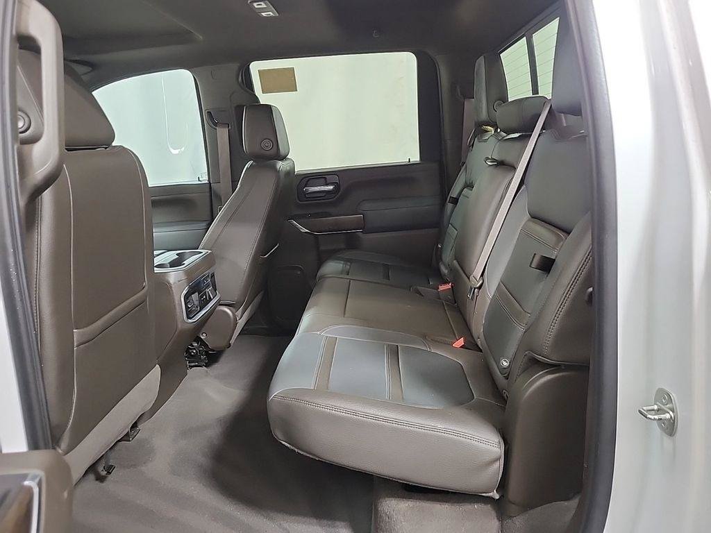 Used 2020 GMC Sierra 3500 Denali w/ Denali Ultimate Package AWD/4WD image 18
