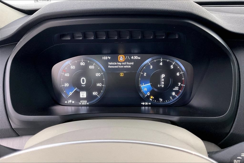 Used 2021 Volvo XC90 T5 Momentum w/ Advanced Package AWD/4WD image 27