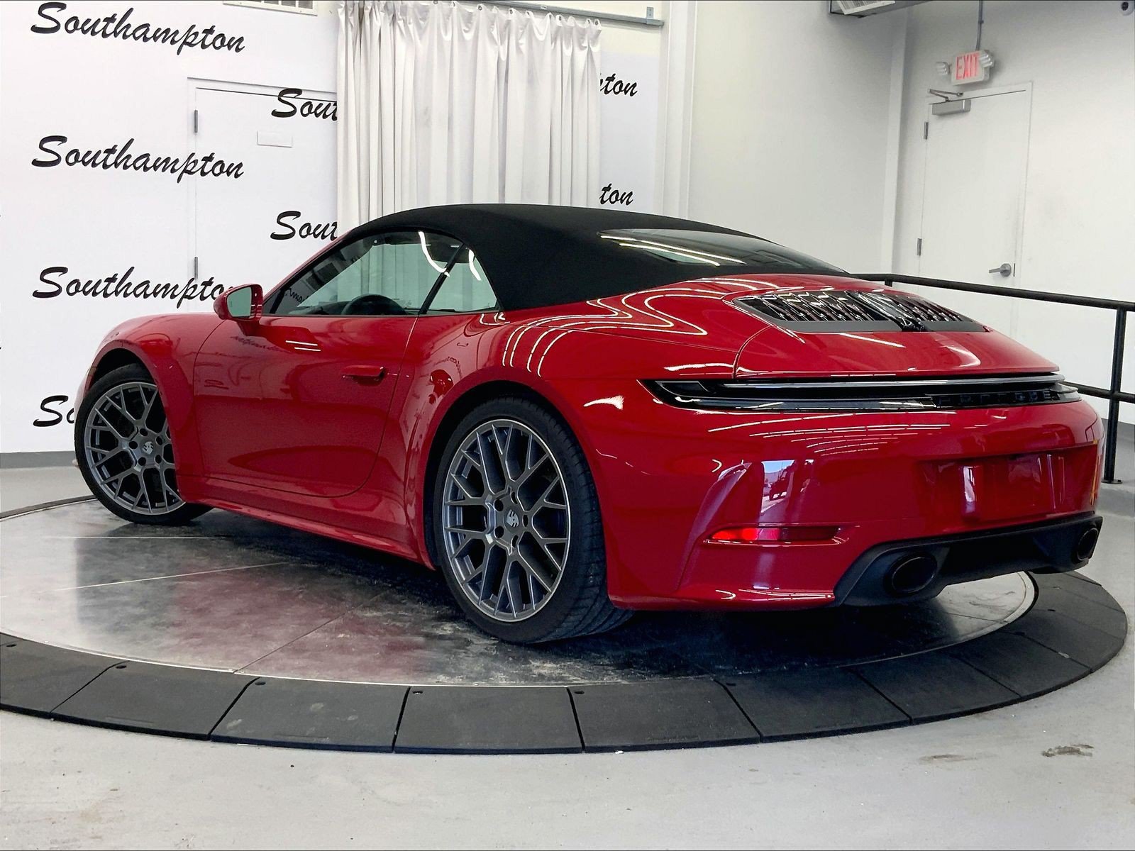 Certified 2026 Porsche 911 Carrera S RWD image 3