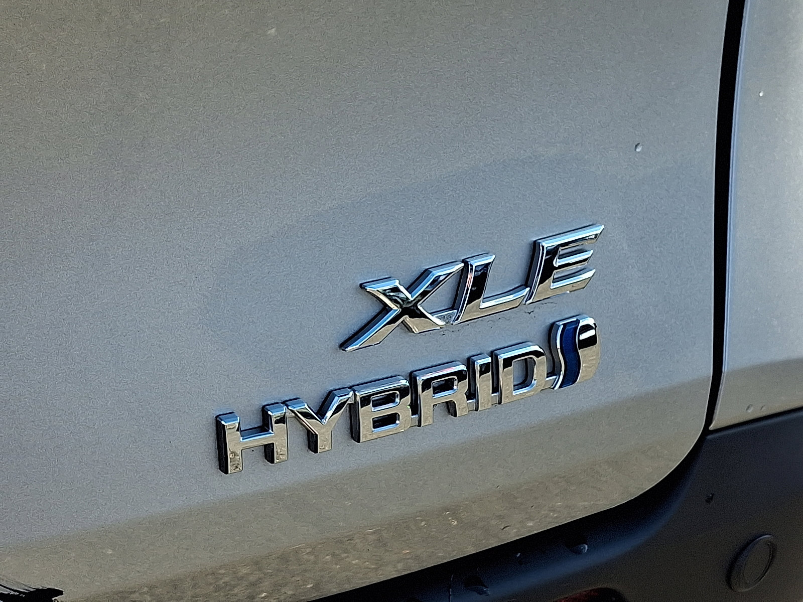 Certified 2024 Toyota Sienna XLE image 32