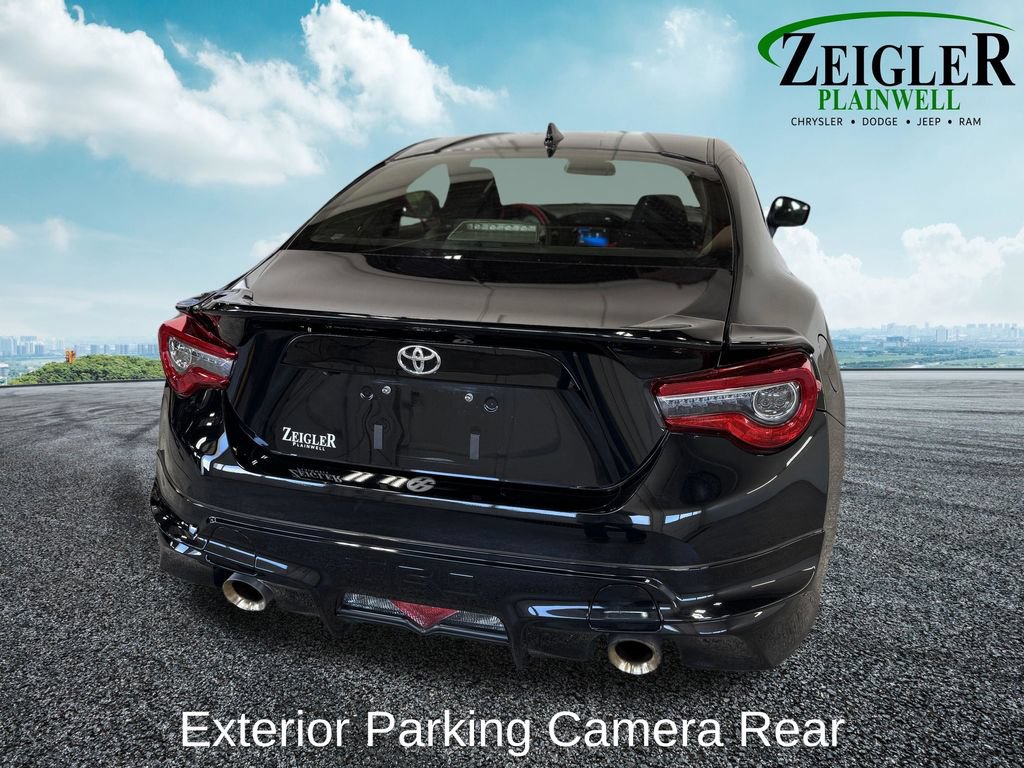 Used 2019 Toyota 86 TRD SE RWD image 5