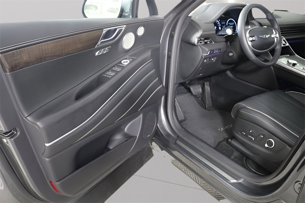 Used 2023 Genesis GV80 2.5T w/ Prestige Package image 34