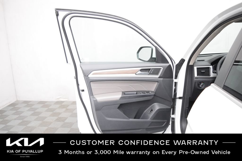 Used 2021 Volkswagen Atlas SEL AWD/4WD image 9