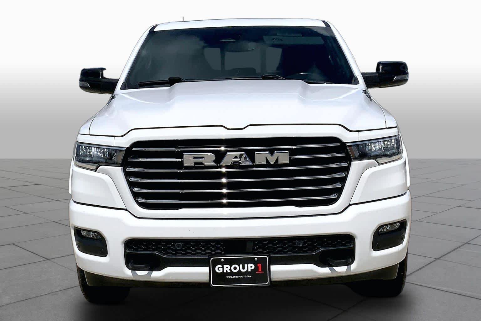 Used 2025 RAM 1500 Laramie w/ Laramie Southwest Edition AWD/4WD image 4