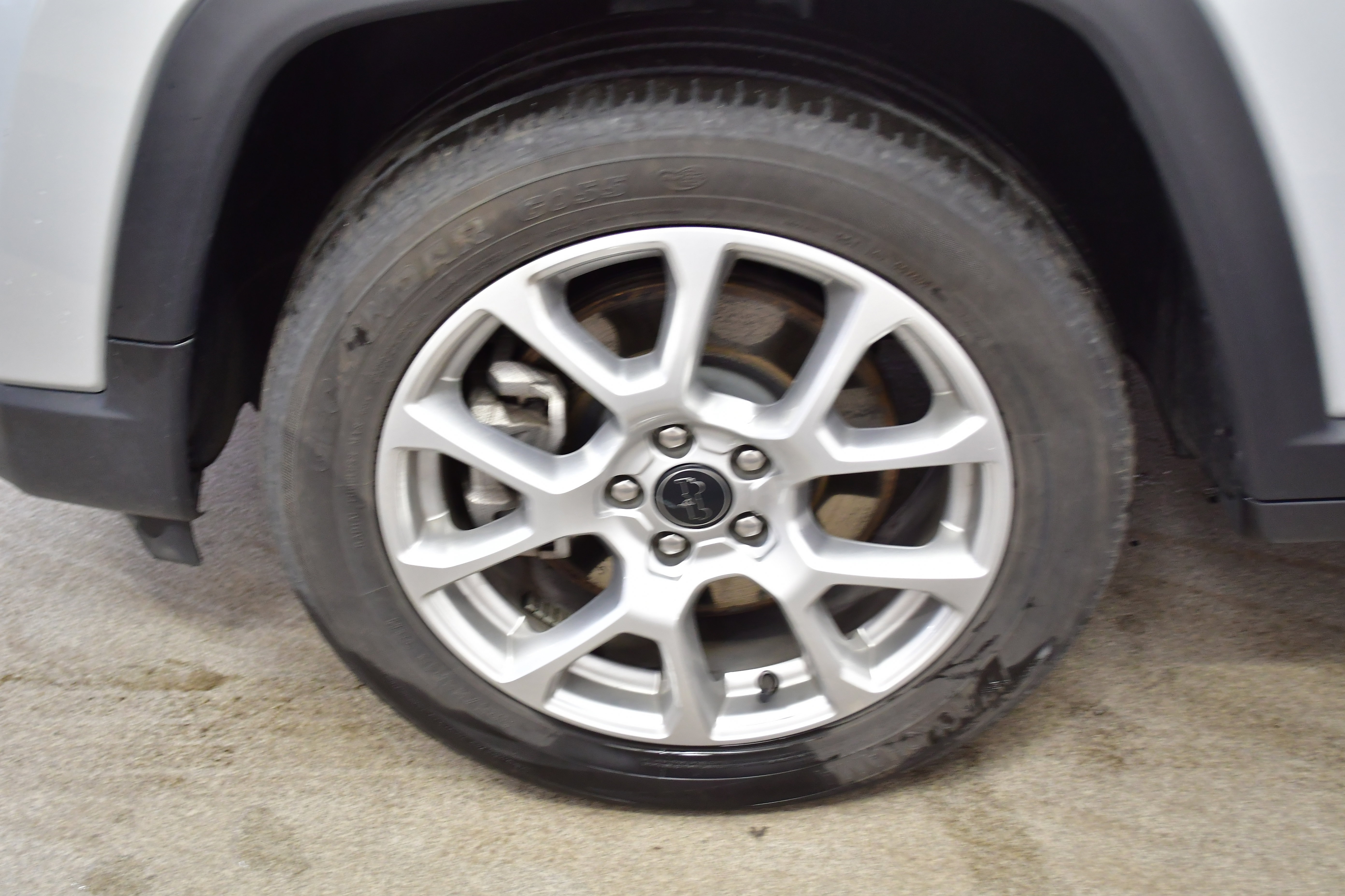 Used 2025 Jeep Compass Limited AWD/4WD image 34