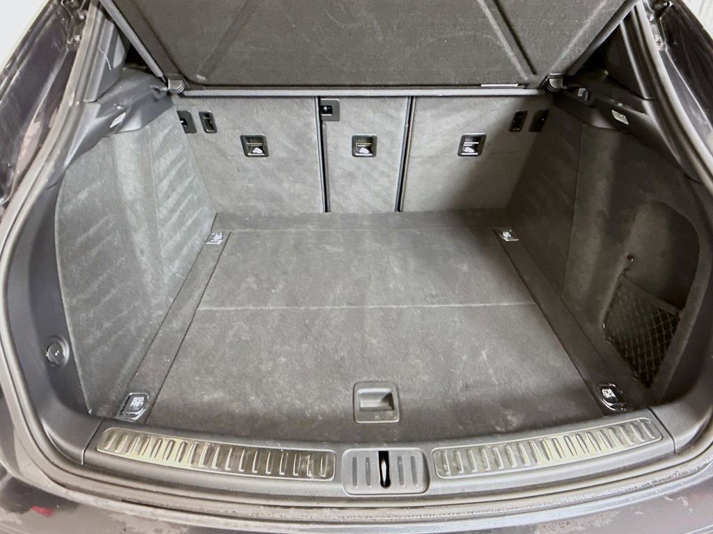 Used 2022 Porsche Macan image 27