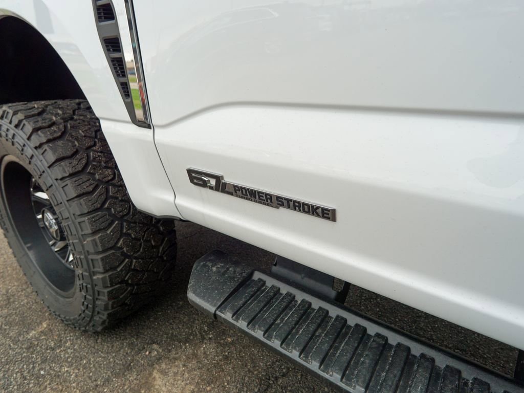 Used 2023 Ford F250 XLT w/ FX4 Off-Road Package image 9