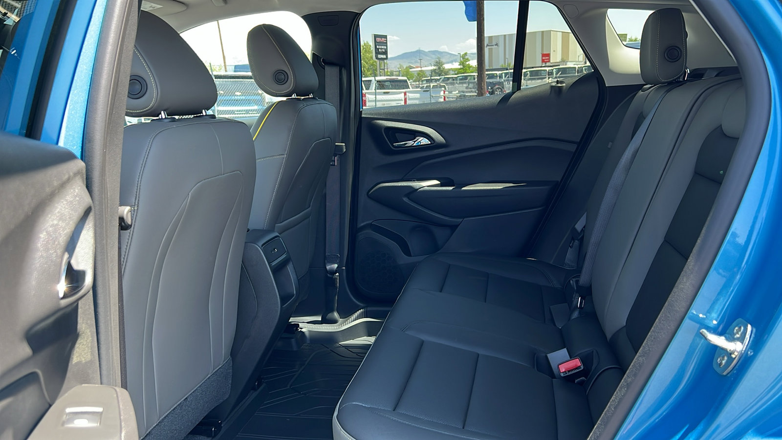 New 2025 Chevrolet Trax ACTIV w/ Driver Confidence Package image 13