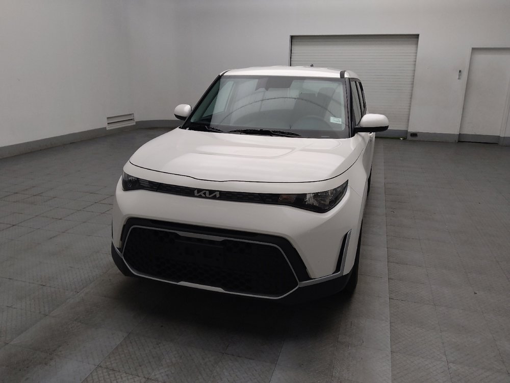 Used 2025 Kia Soul LX FWD image 15