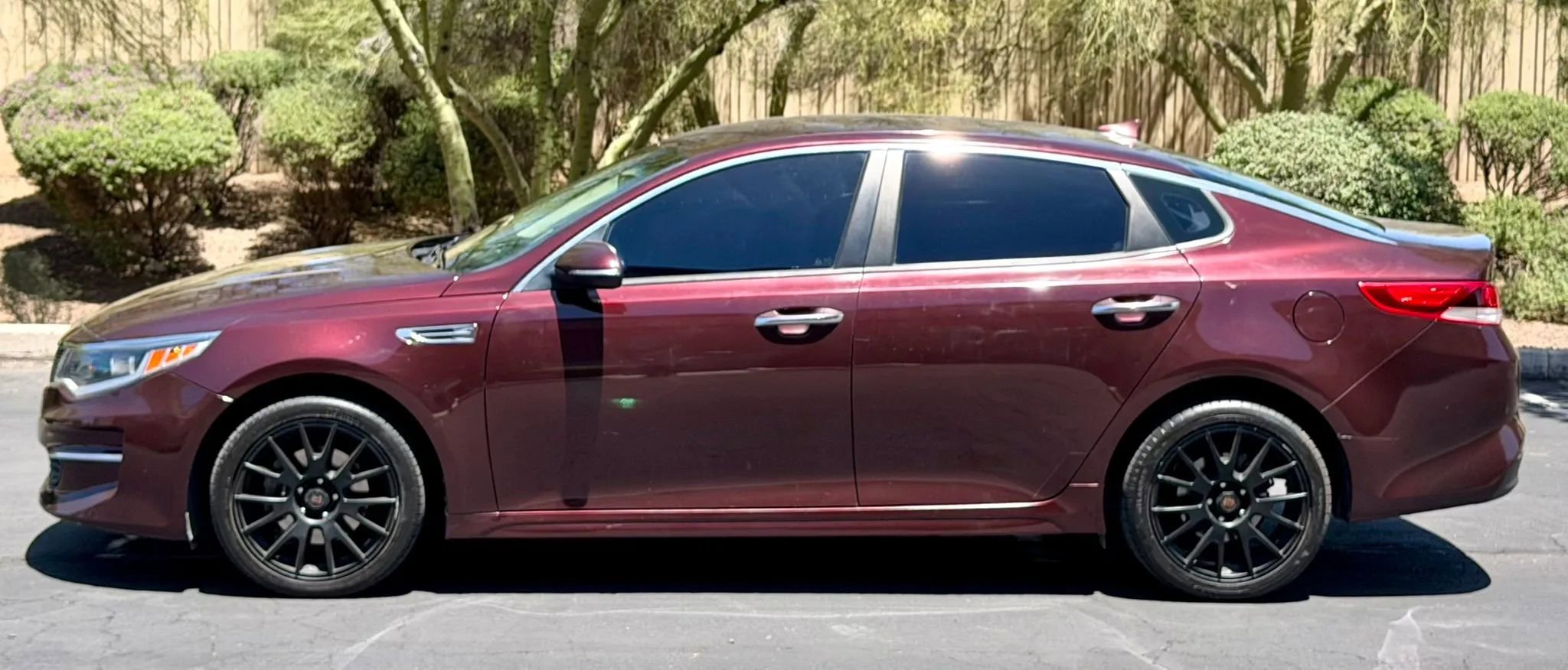 Used 2018 Kia Optima LX w/ Convenience Package FWD image 4