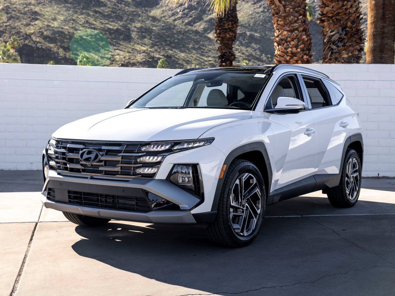 New 2025 Hyundai Tucson Limited AWD/4WD image 6