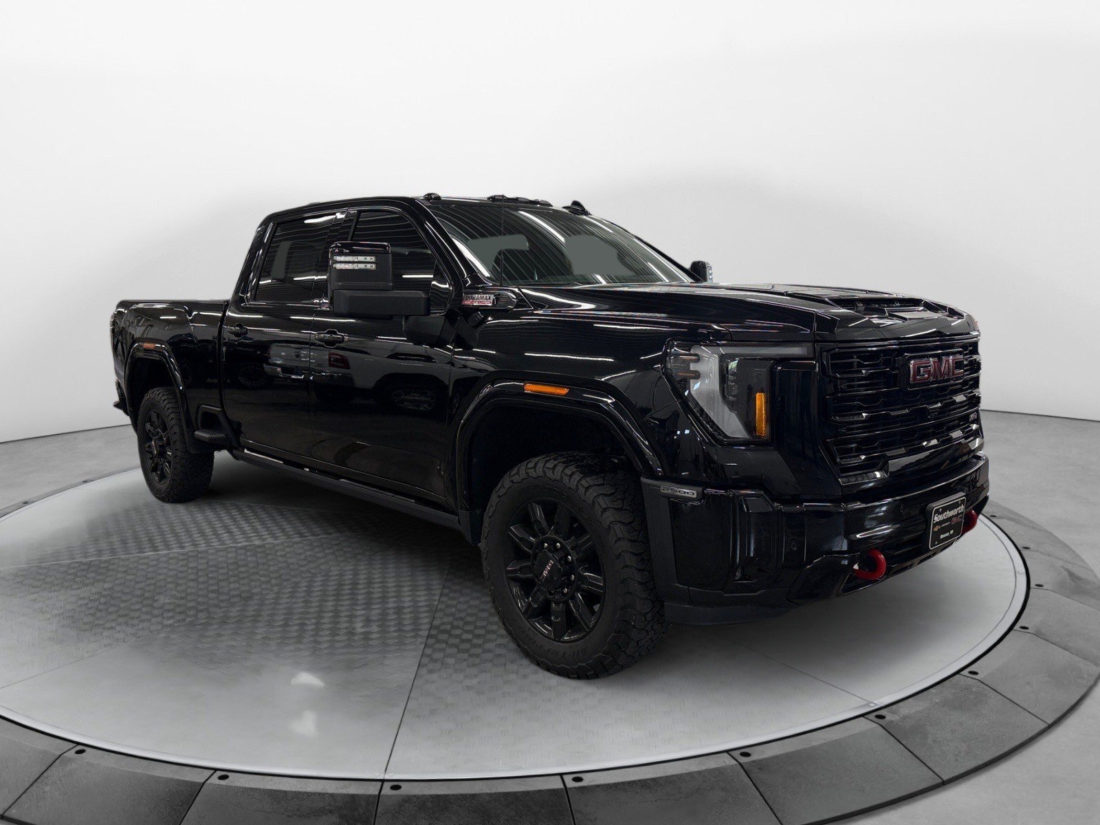 Used 2025 GMC Sierra 2500 AT4 w/ AT4 Premium Plus Package AWD/4WD image 4