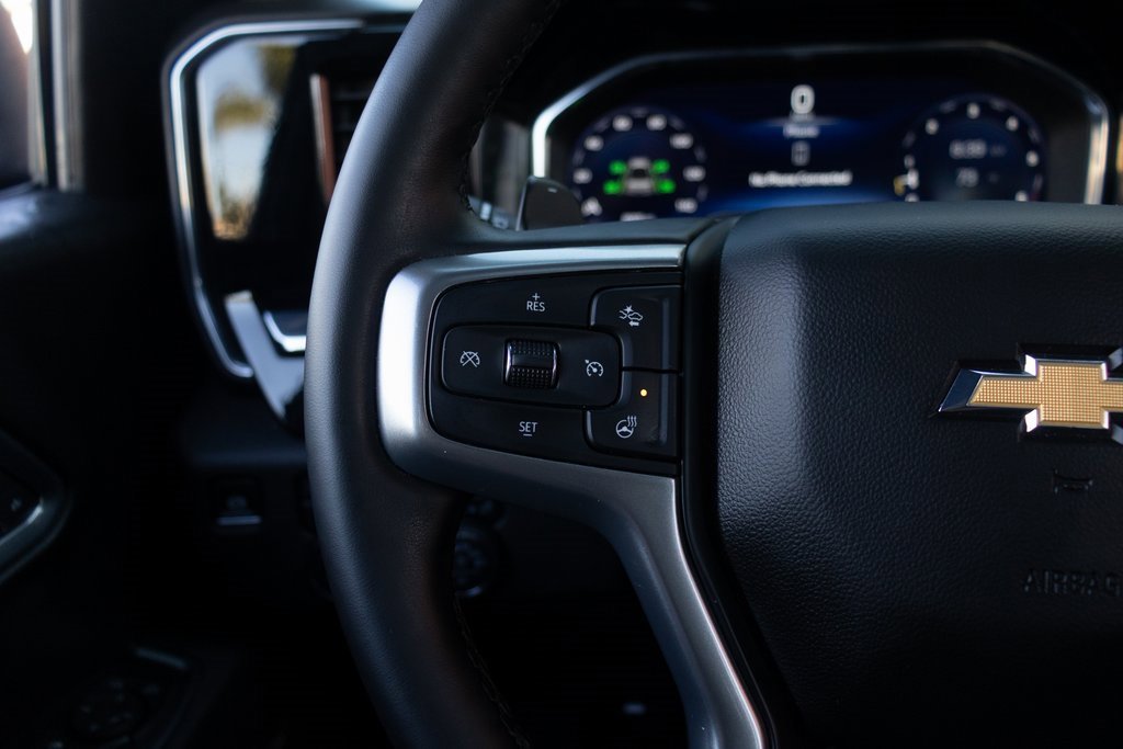 Used 2025 Chevrolet Silverado 1500 LTZ w/ LTZ Premium Package image 28