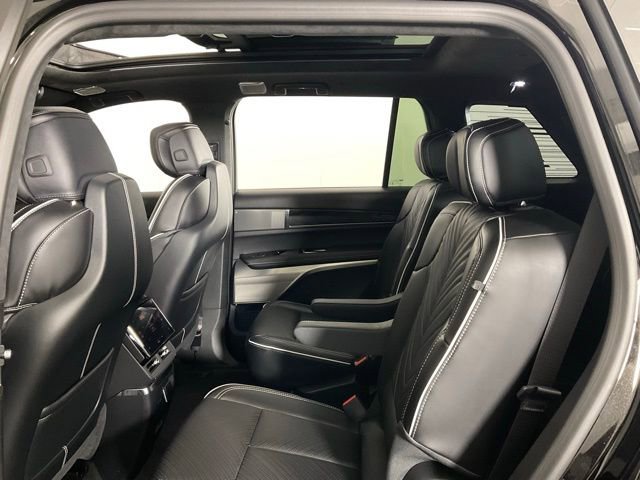 New 2026 Cadillac Vistiq Platinum image 29