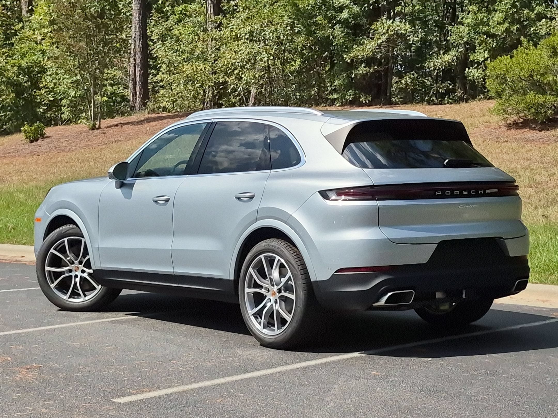 New 2026 Porsche Cayenne AWD/4WD image 3