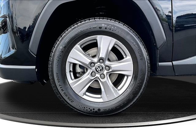 Used 2023 Toyota RAV4 XLE FWD image 33