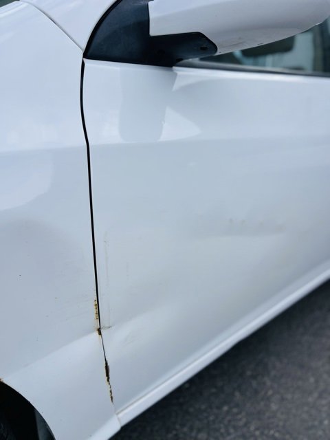 Used 2010 Hyundai Elantra GLS w/ Sunroof Pkg 3 image 9