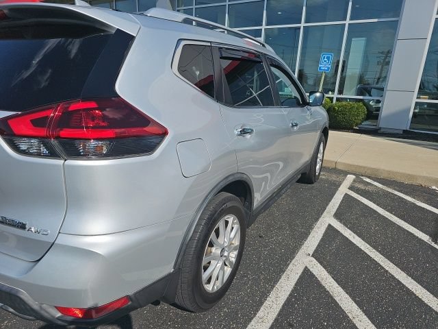 Used 2020 Nissan Rogue S w/ Special Edition Package AWD/4WD image 15