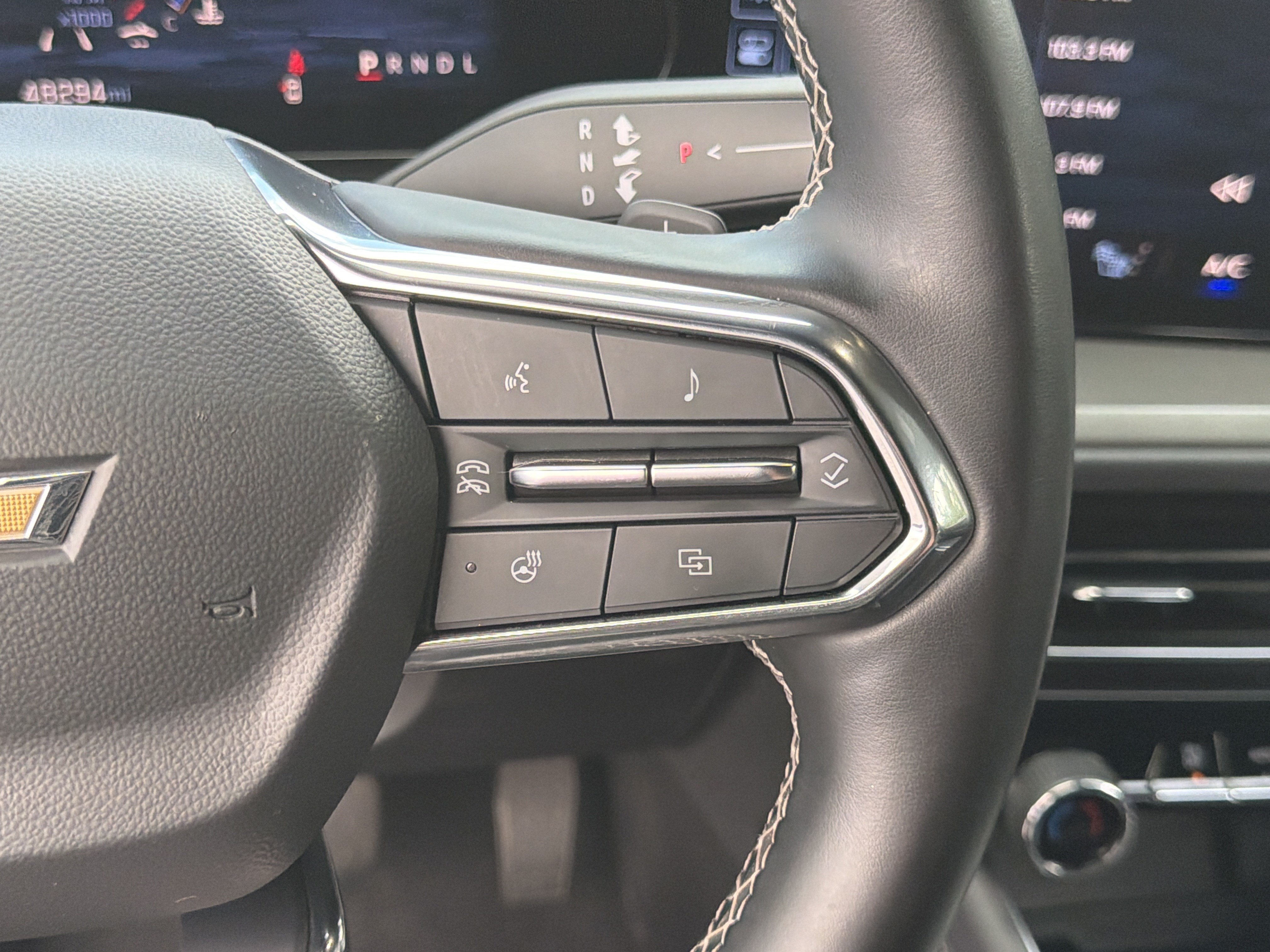 Used 2025 Chevrolet Traverse LT FWD image 31