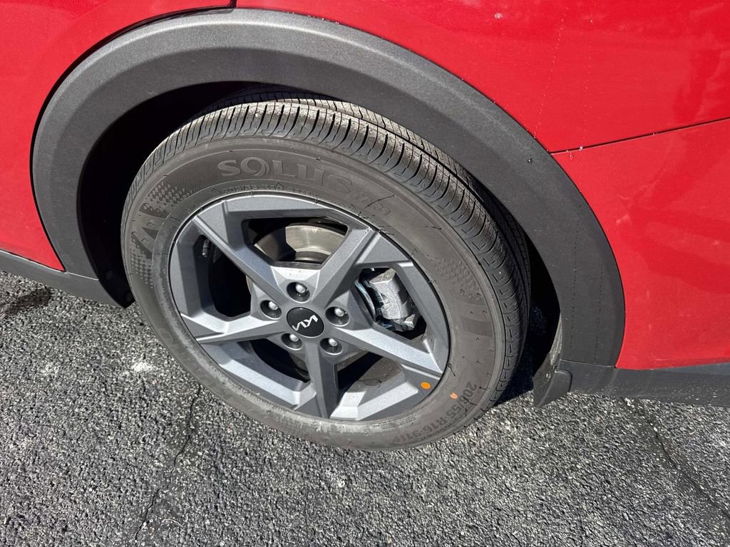 New 2025 Kia K4 LXS image 5