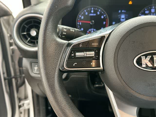 Used 2019 Kia Forte LXS FWD image 8