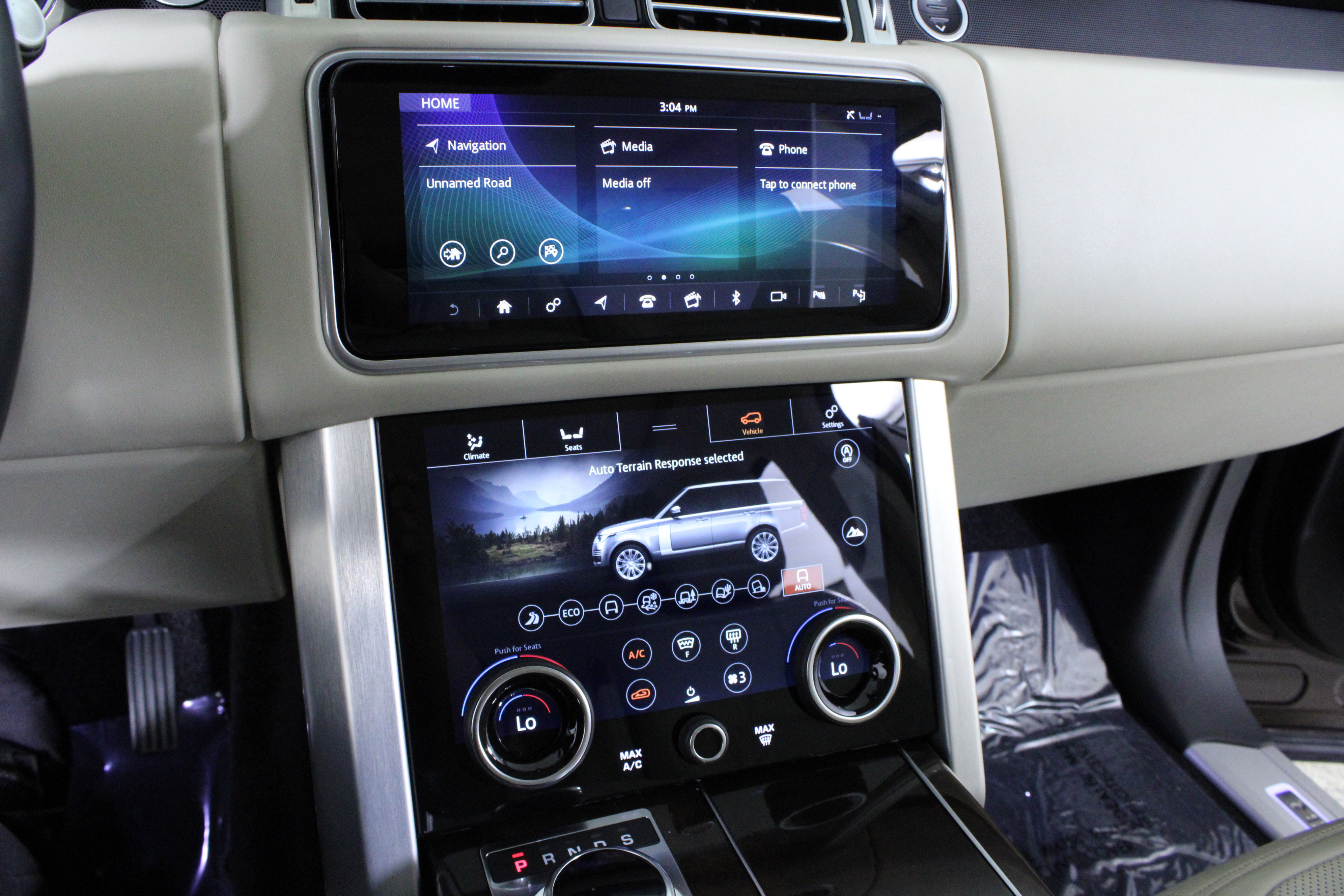 Used 2019 Land Rover Range Rover HSE image 28