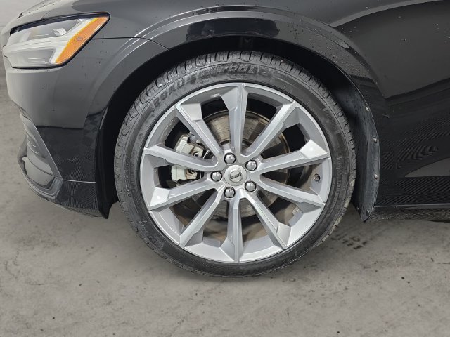 Used 2019 Volvo S60 T5 Momentum FWD image 9