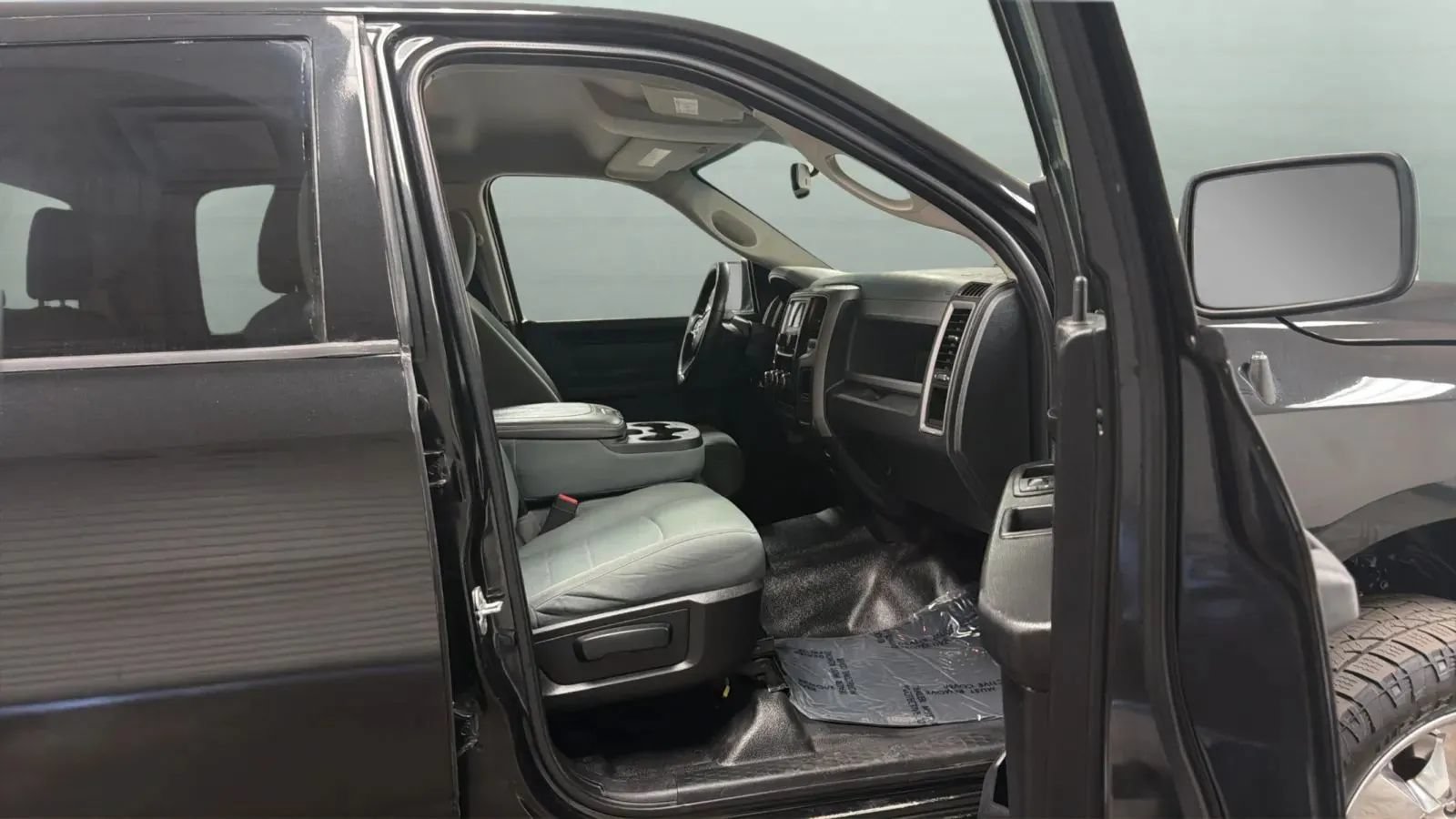 Used 2015 RAM 1500 Tradesman w/ Popular Equipment Group AWD/4WD image 20