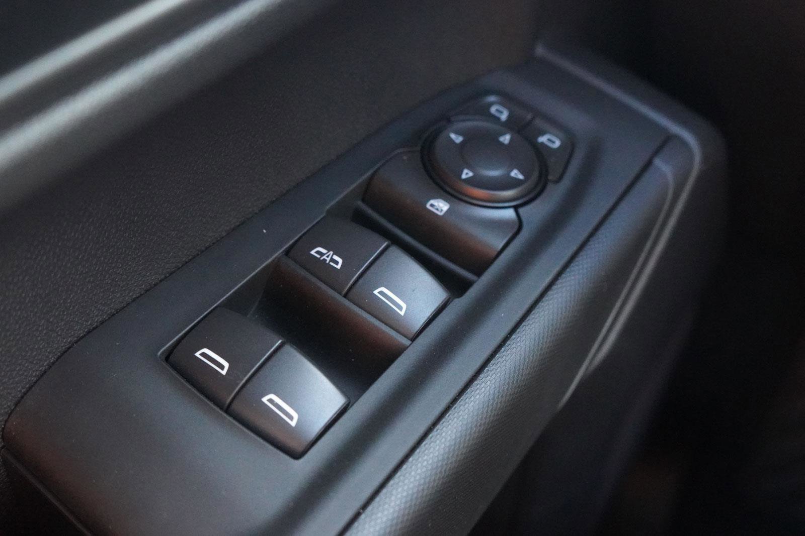 New 2026 Chevrolet Silverado 1500 Custom Trail Boss w/ LPO, Dark Essentials Package AWD/4WD image 19