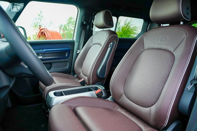 New 2025 Volkswagen ID. Buzz Pro S image 8