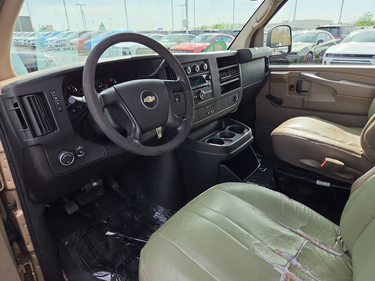 Used 2011 Chevrolet Express 1500 LS RWD image 19
