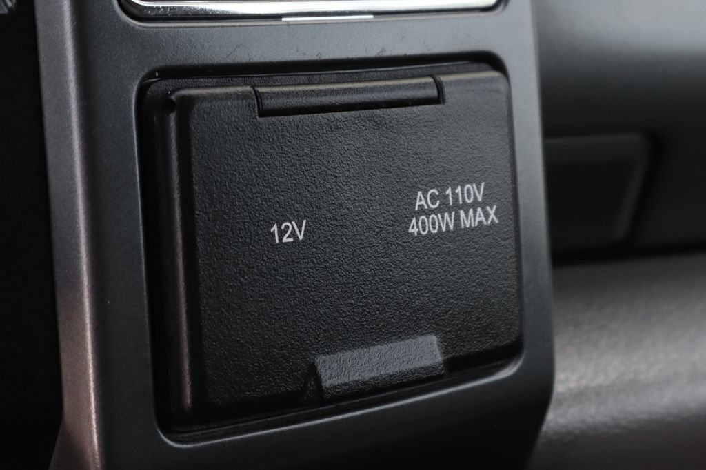 Used 2021 Ford F250 XLT w/ XLT Premium Package AWD/4WD image 46