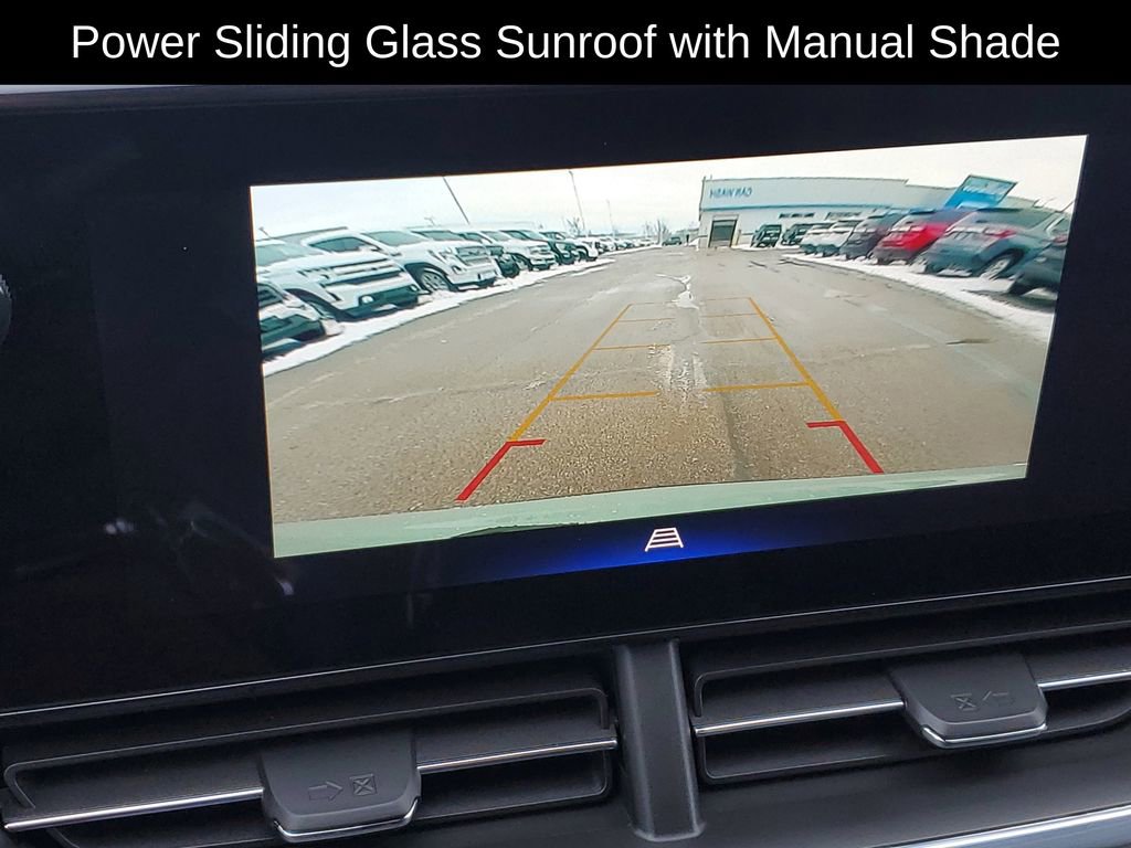 Used 2025 Chevrolet Trax ACTIV w/ Sunroof Package image 14