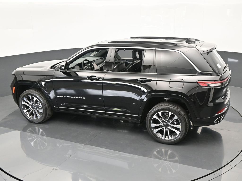 Used 2024 Jeep Grand Cherokee Overland w/ Luxury Tech Group IV image 41