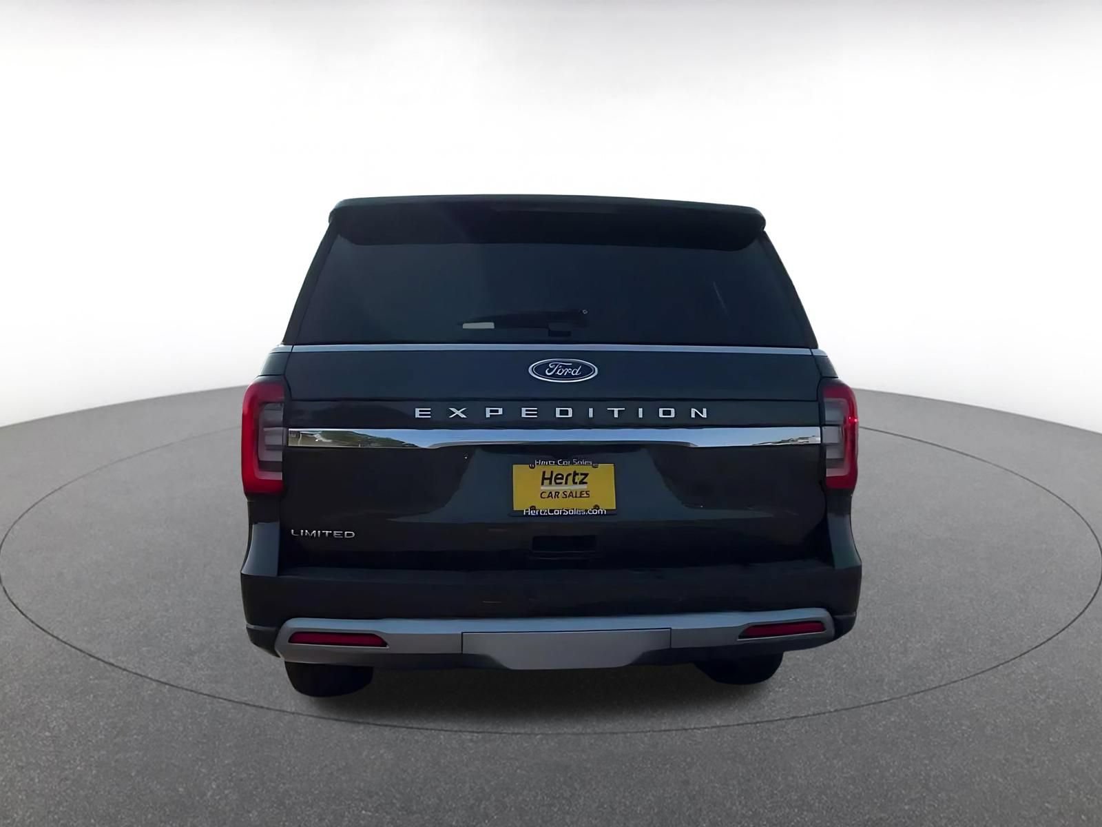 Used 2024 Ford Expedition Limited RWD image 12