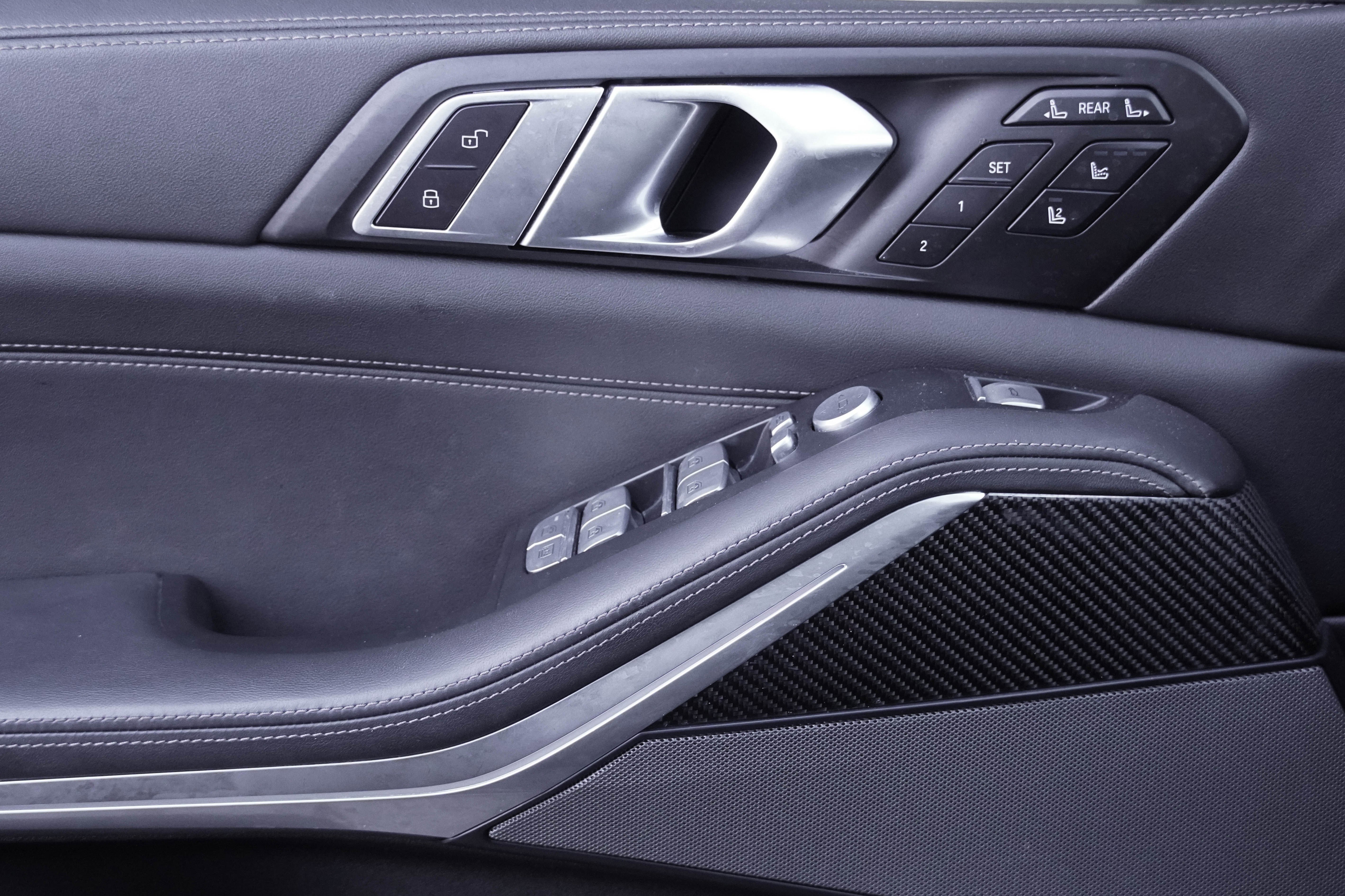 Certified 2024 BMW X7 M60i w/ Executive Package image 15