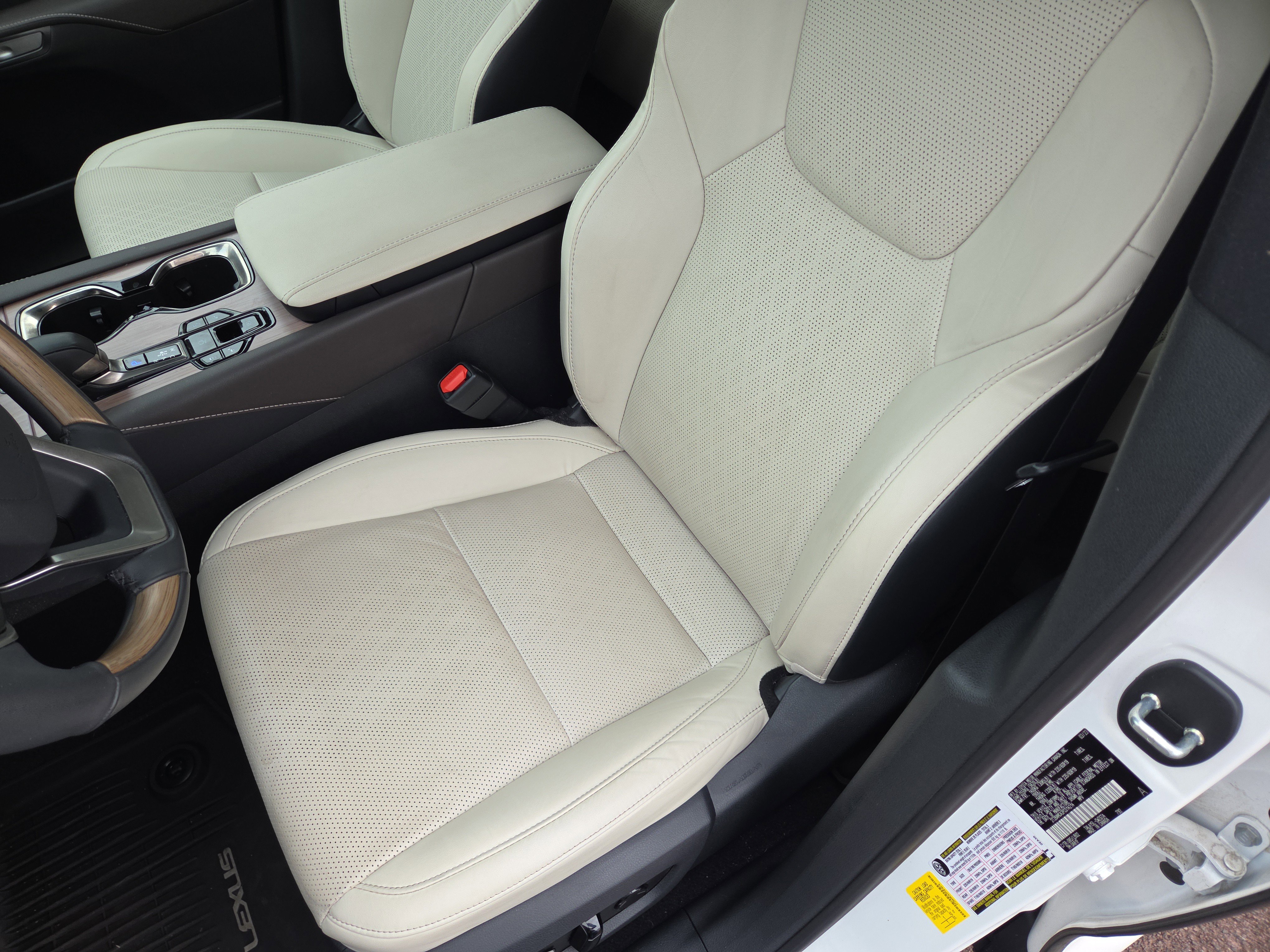 Used 2023 Lexus RX 350 Premium Plus w/ Accessory Package (Z1) image 13