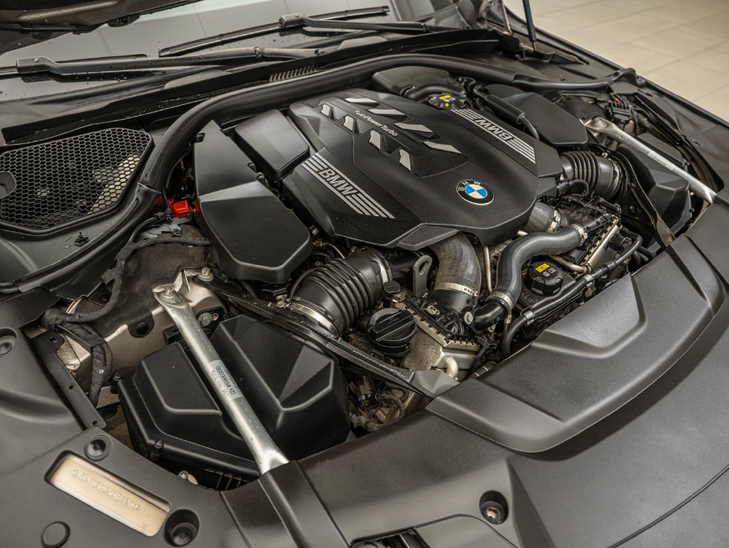 Used 2022 BMW 750i xDrive AWD/4WD image 51