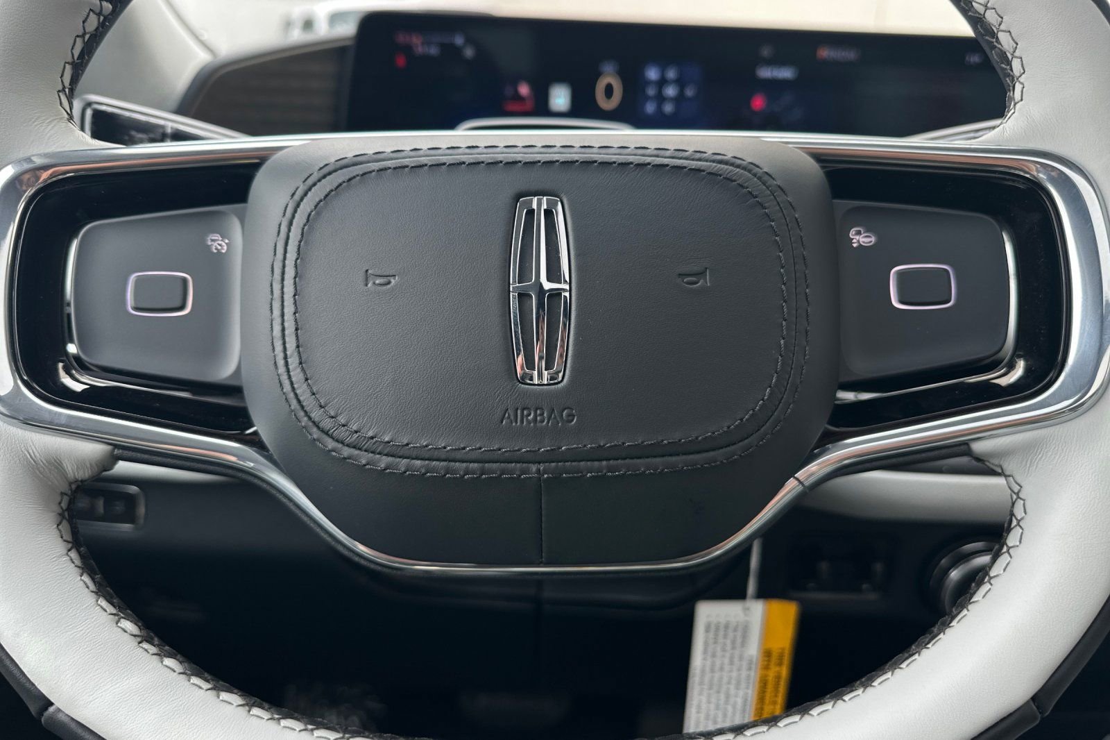 New 2026 Lincoln Navigator L Black Label image 24