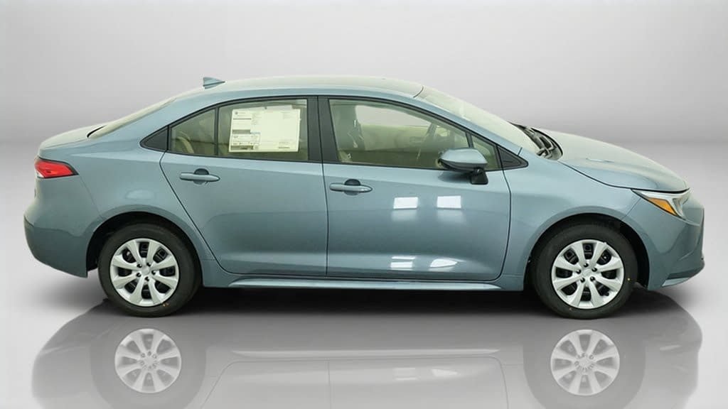 New 2027 Toyota Corolla LE FWD image 11