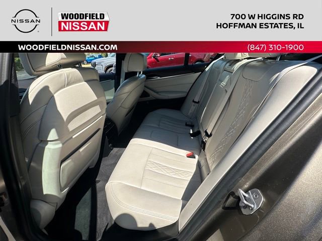 Used 2017 BMW 540i RWD image 31