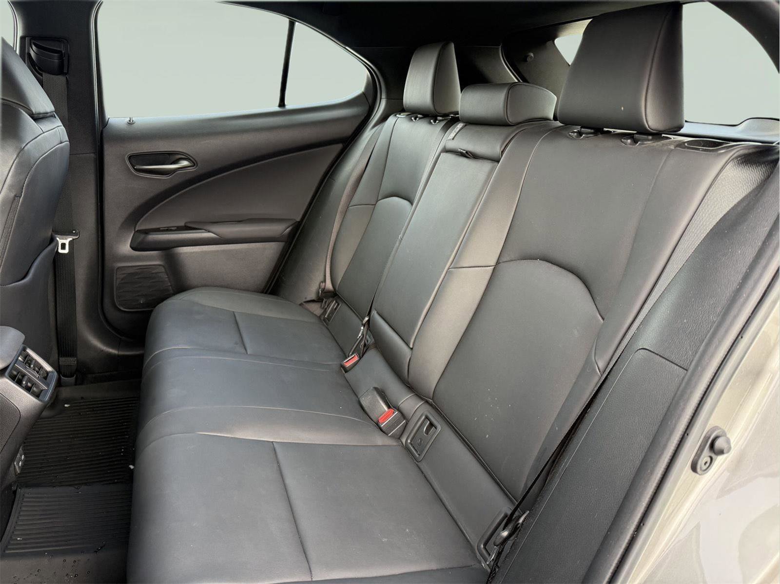 Used 2021 Lexus UX 250h 250h w/ Premium Package image 22